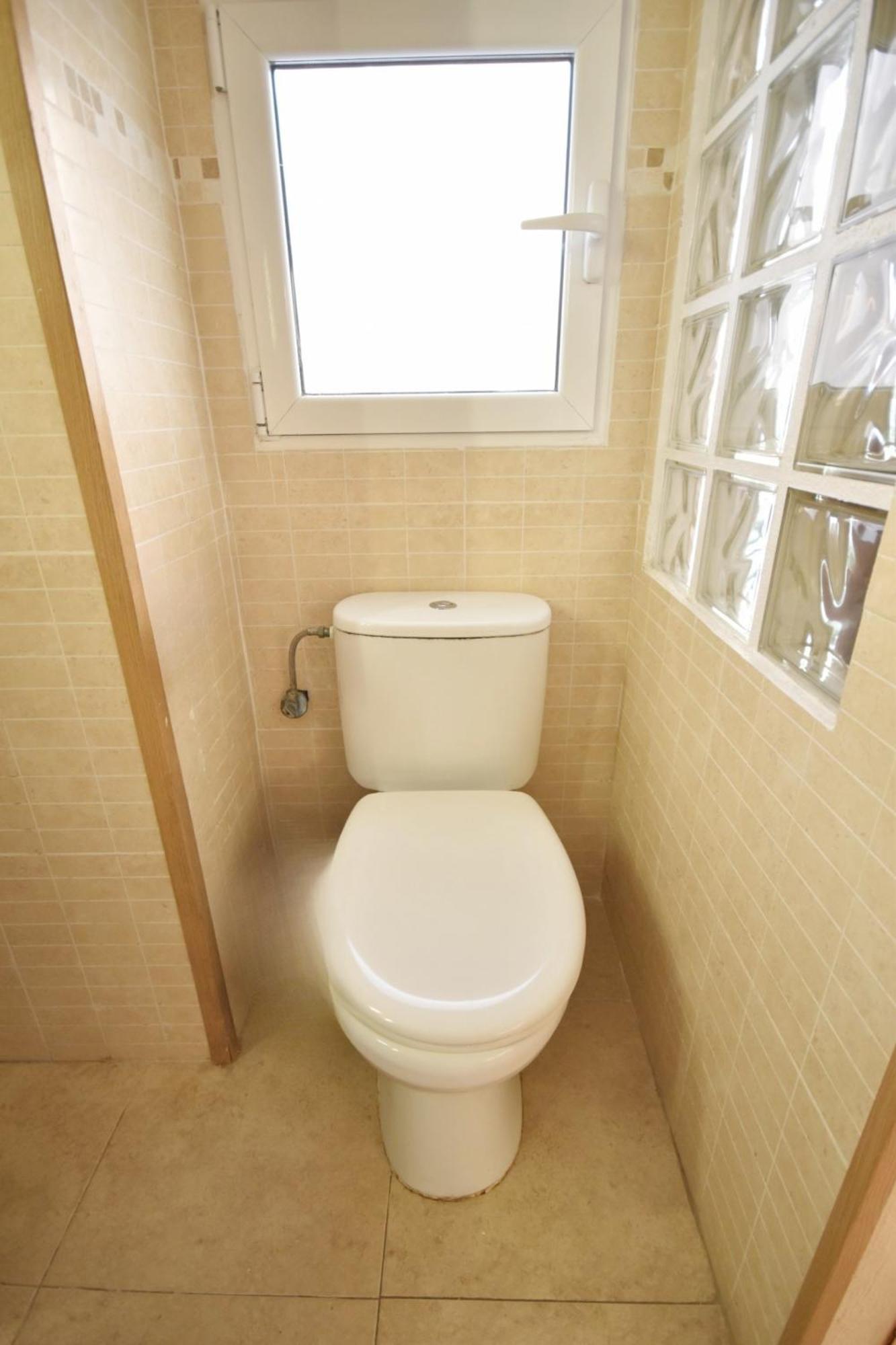 Centrico Apartamento Al Lado De Torres De Quart Valenza Esterno foto