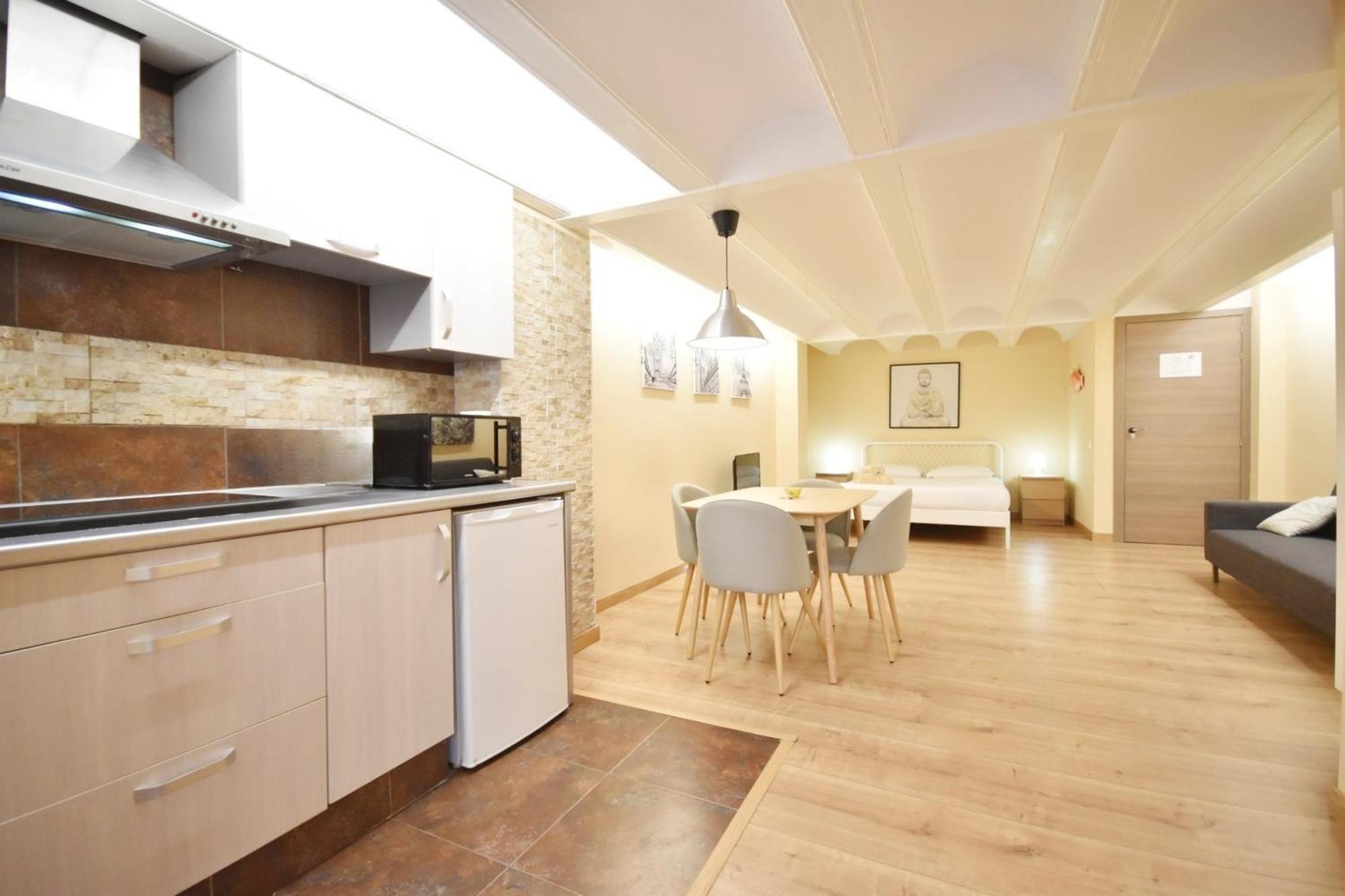 Centrico Apartamento Al Lado De Torres De Quart Valenza Esterno foto